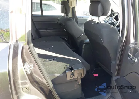 2017 Jeep Compass 75Th Anniversary Edition 4X4 z USA, uszkodzony, nr VIN 1C4NJDBB0HD101651